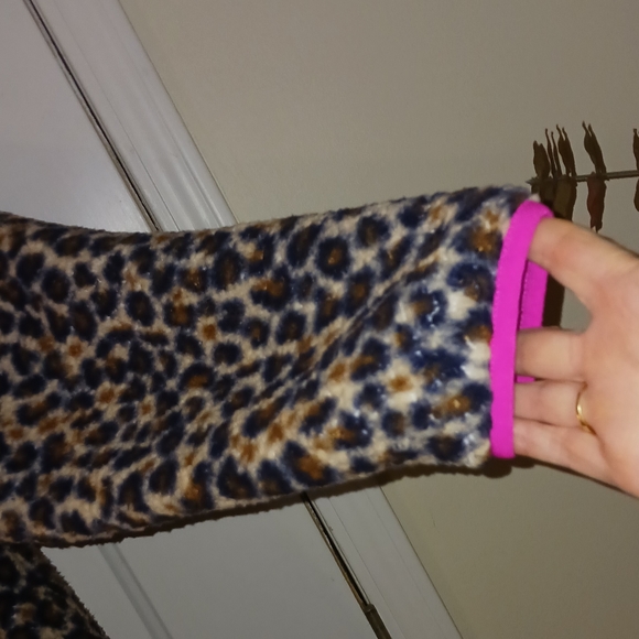 Crown Ivy Women's Animal Print Sherpa Jacket Size L - Picture 7 of 10